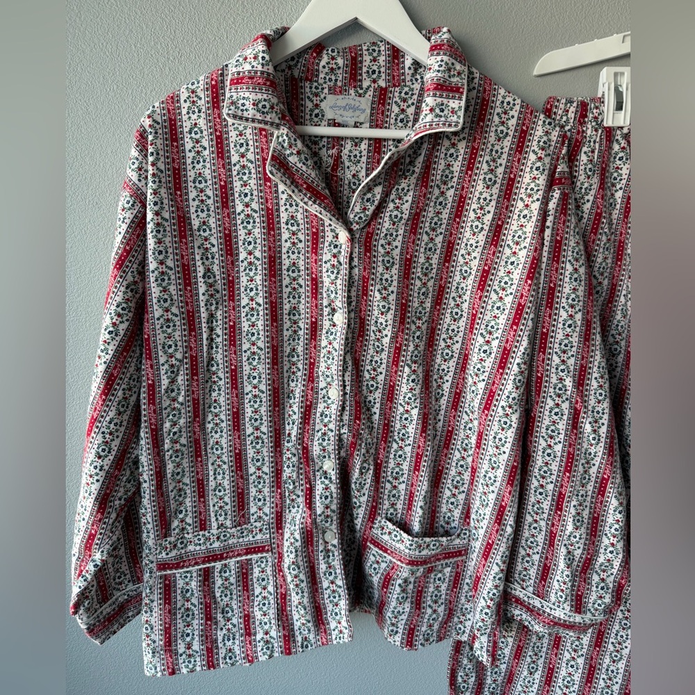 Lanz of Salzburg red white patterned 100% cotton flannel pajama set Women’s sz L - Picture 3 of 12